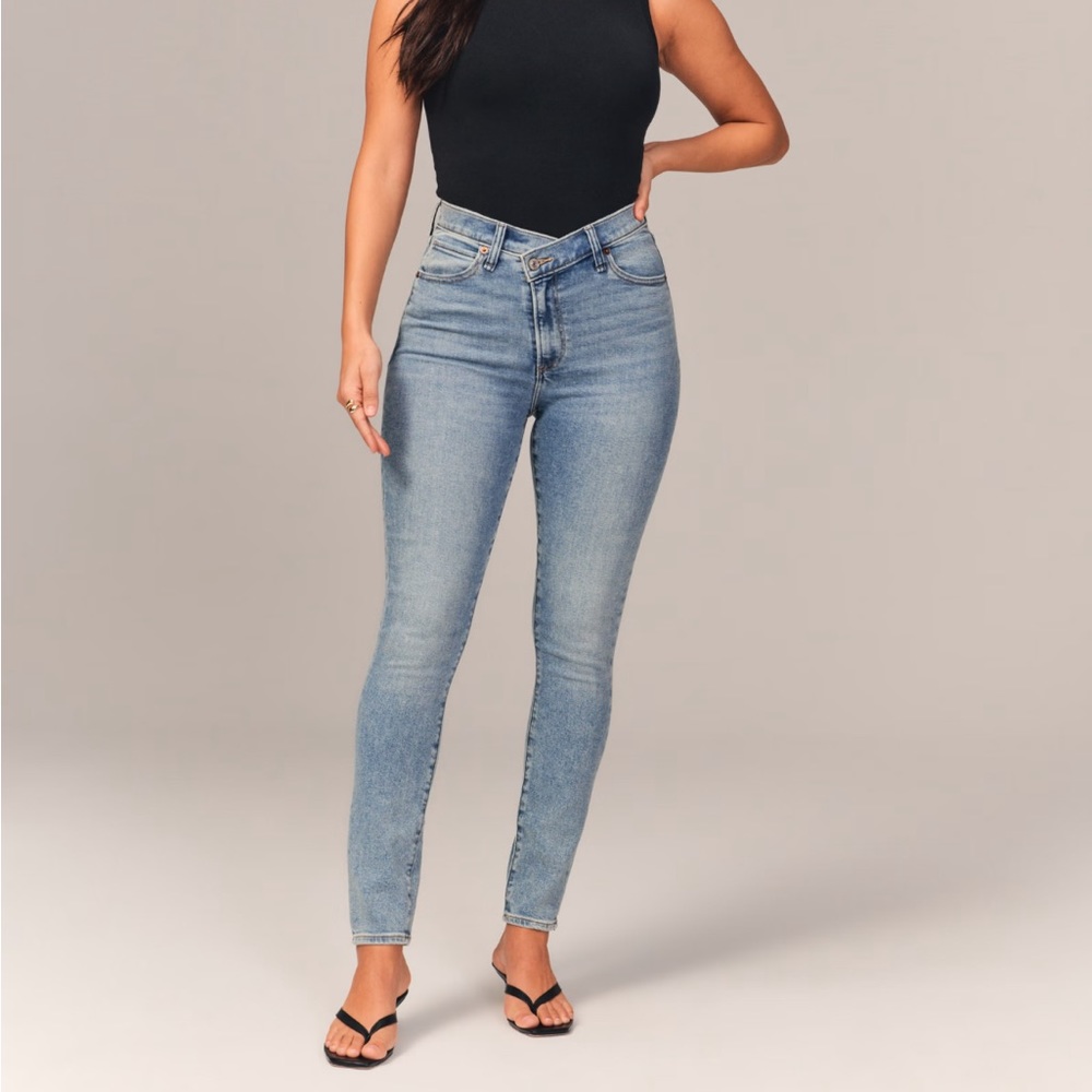 Abercrombie & Fitch curve love High Rise Super Skinny Ankle Jeans
